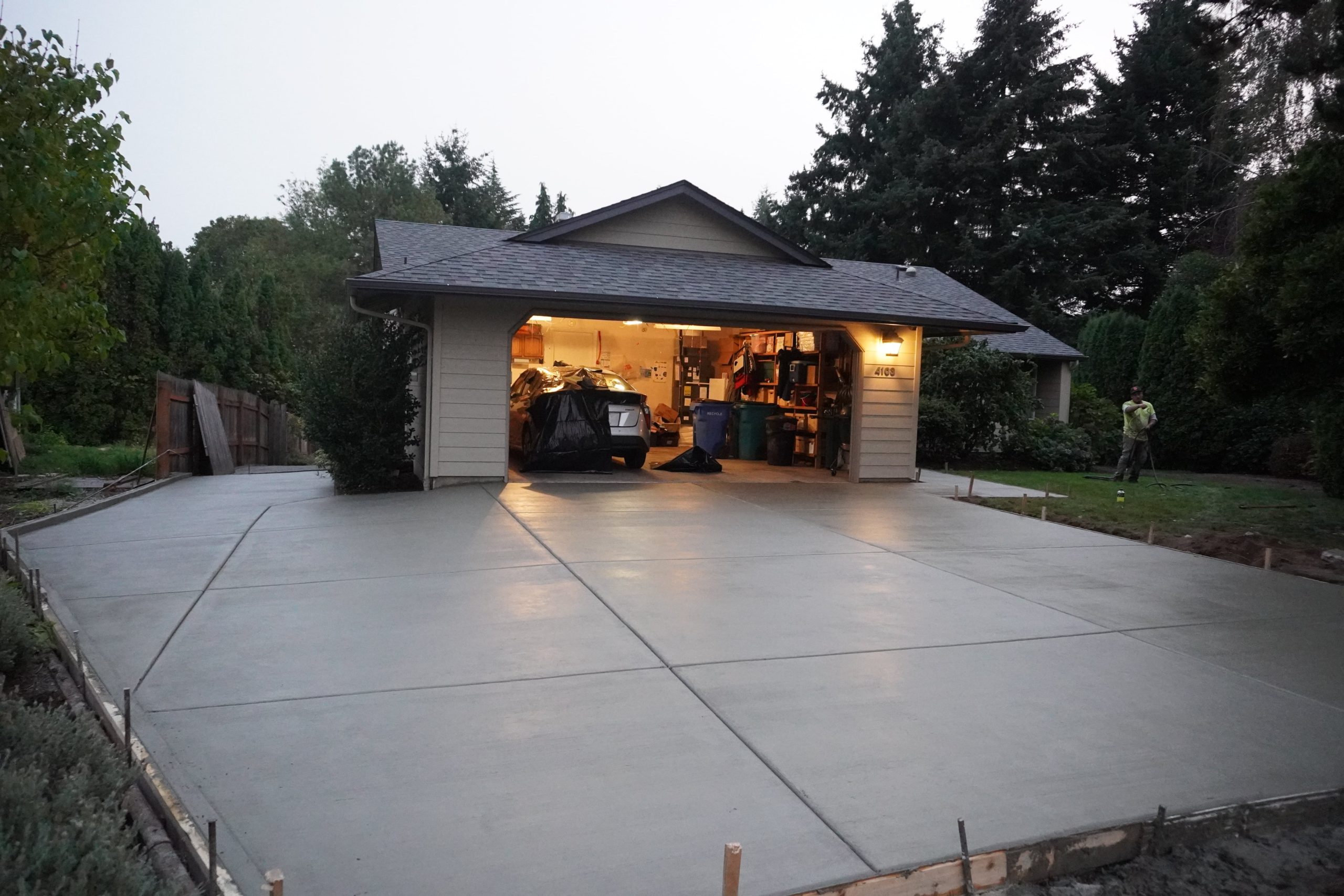 5 Ways to Make Your Concrete Driveway Exponentially More Attractive
