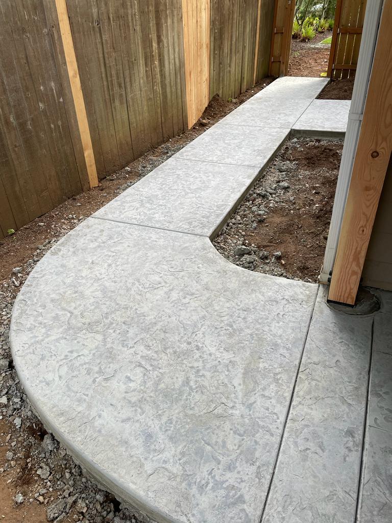 Transform Your Outdoor Space: Concrete Sidewalk Ideas!