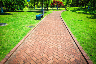 How to Hire a Concrete Walkway Contractor: Checklist and Tips